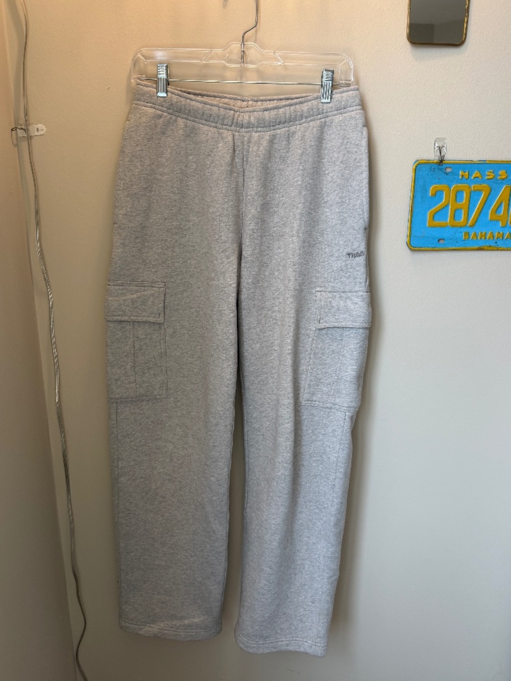 Aritzia TNA Sweatfleece Mega Fit Cargo Sweatpants
